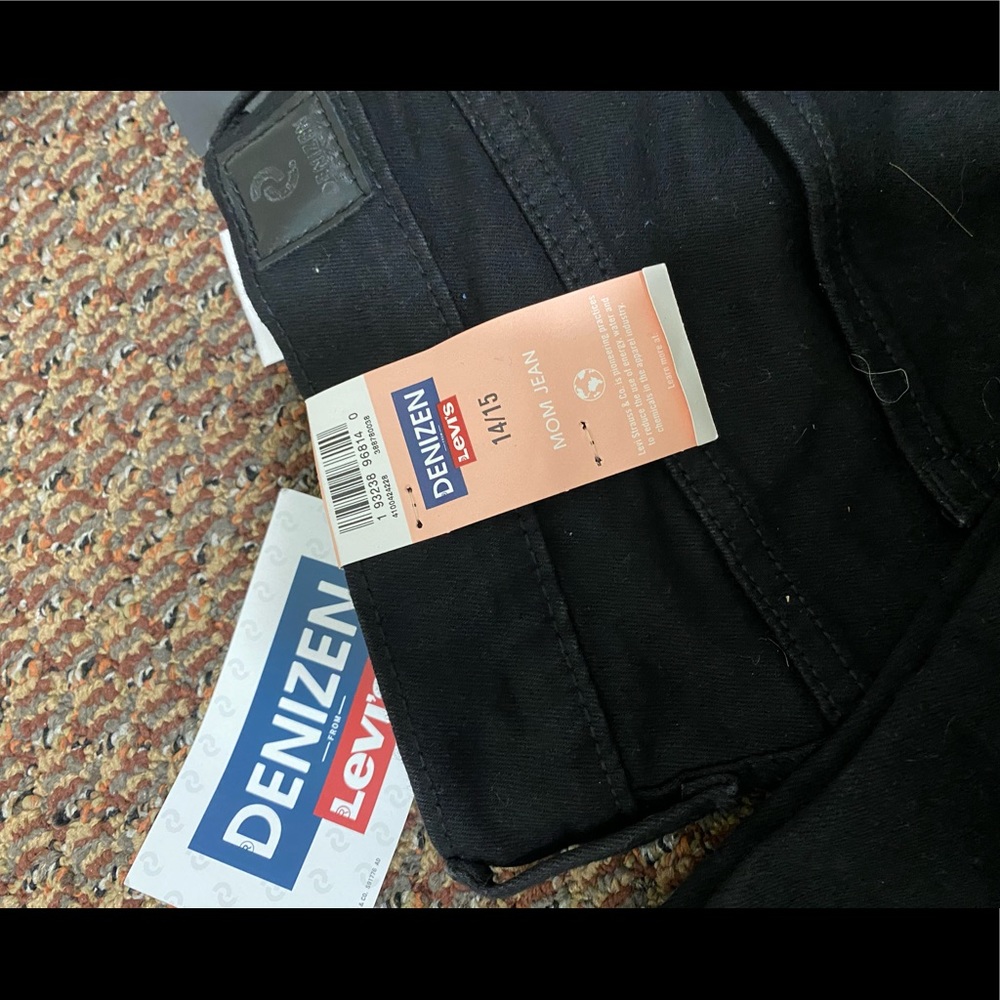 Levi jeans